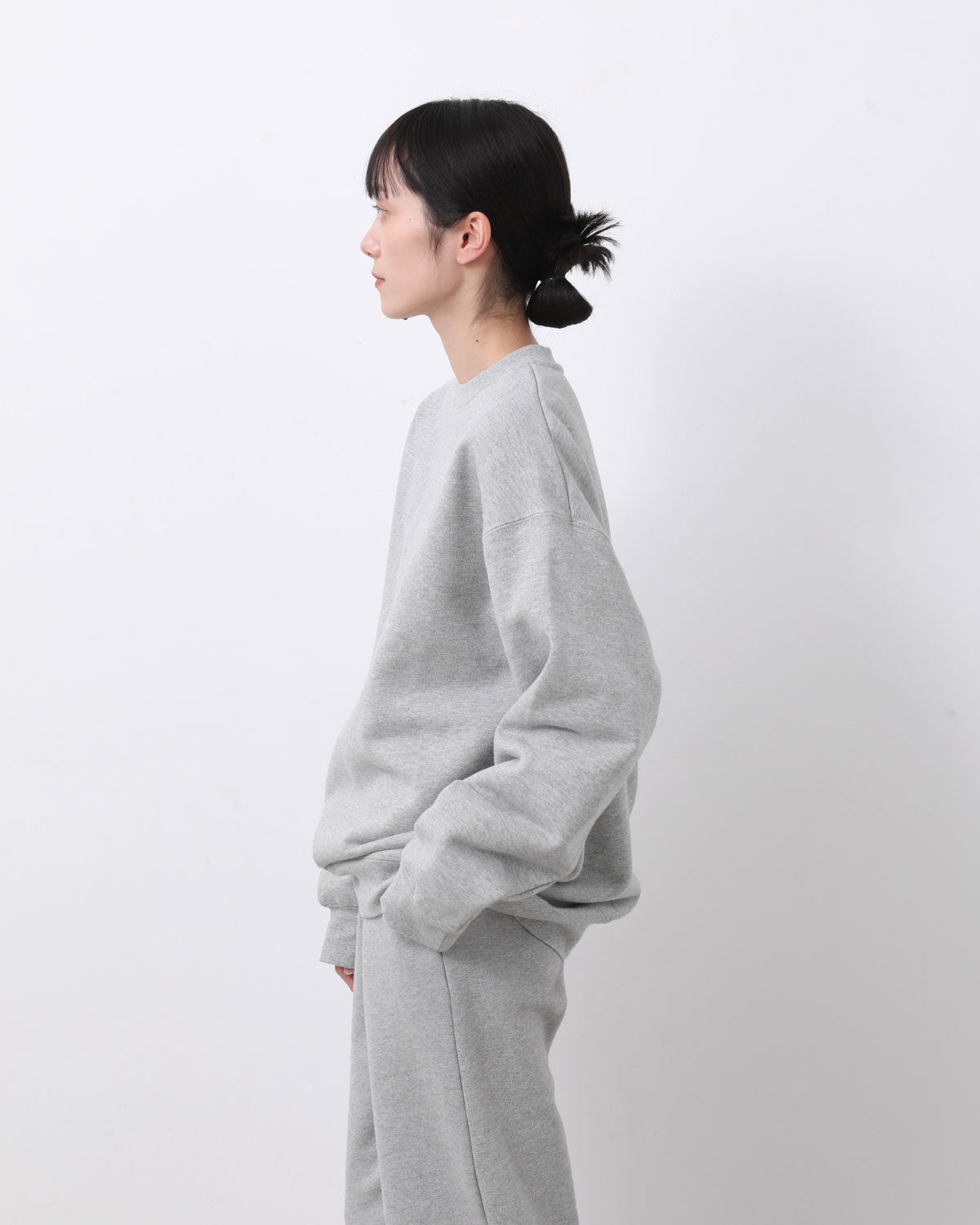 HEAVY CREWNECK SWEATSHIRT