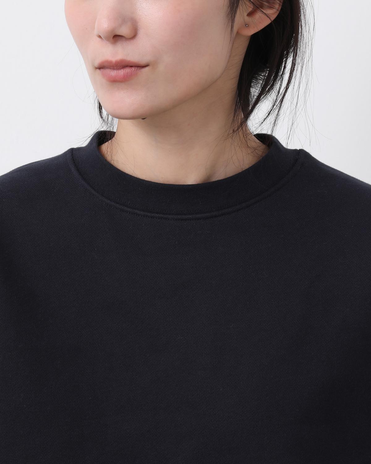 HEAVY CREWNECK SWEATSHIRT