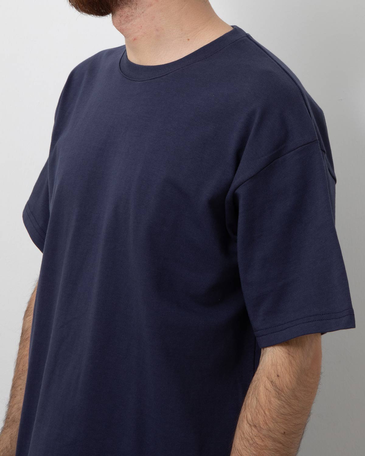 HEAVY CREWNECK T-SHIRT