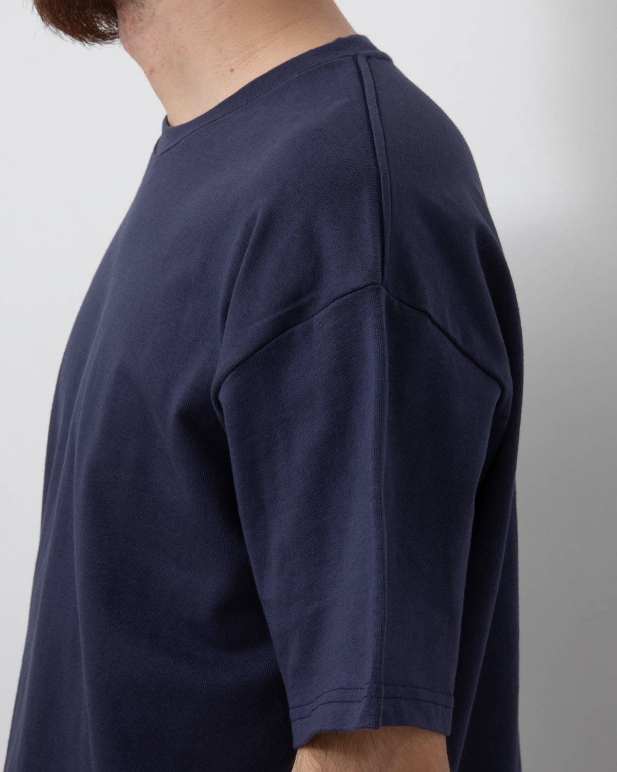 HEAVY CREWNECK T-SHIRT