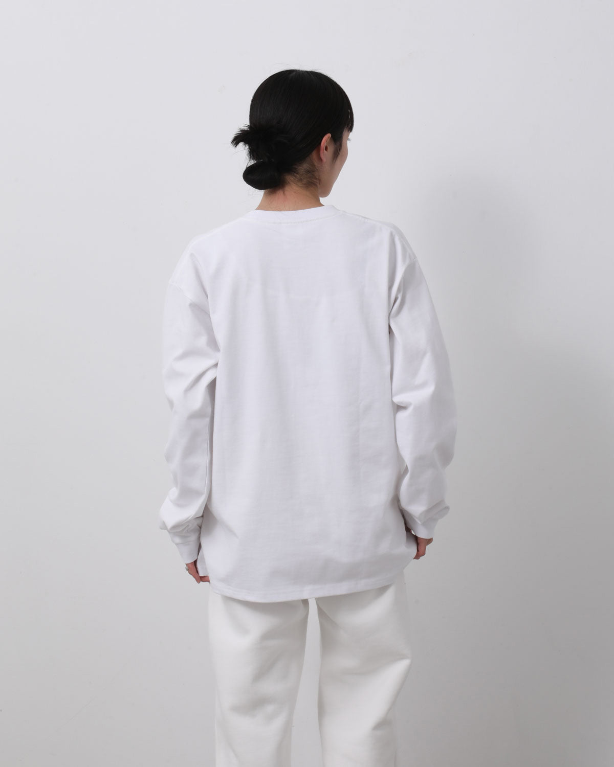 HEAVY CREWNECK LONG SLEEVE T-SHIRT