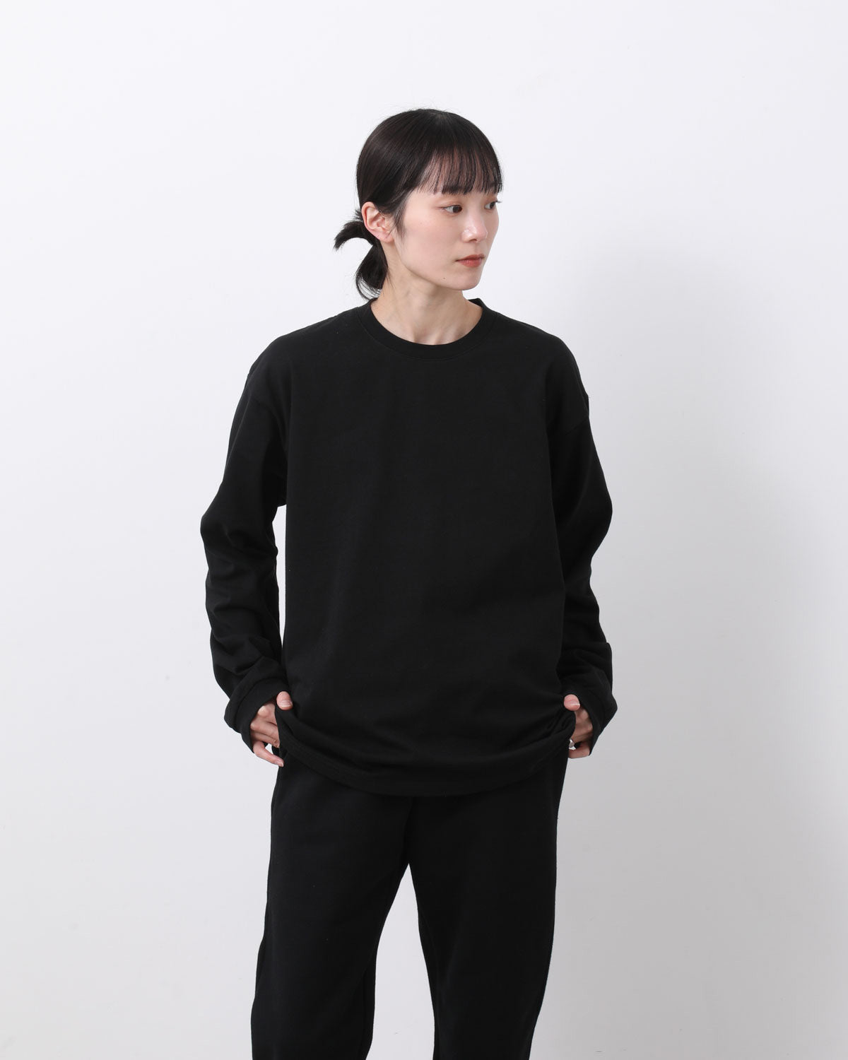 HEAVY CREWNECK LONG SLEEVE T-SHIRT