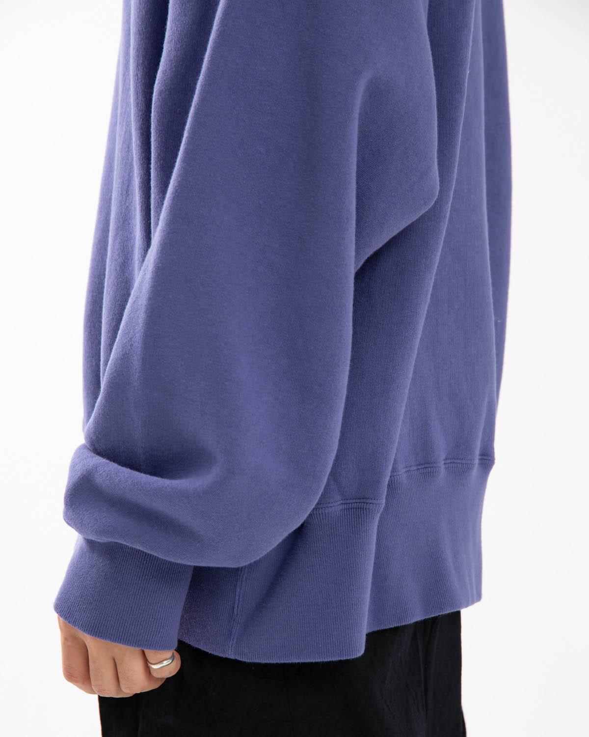 DOUBLE V PULLOVER