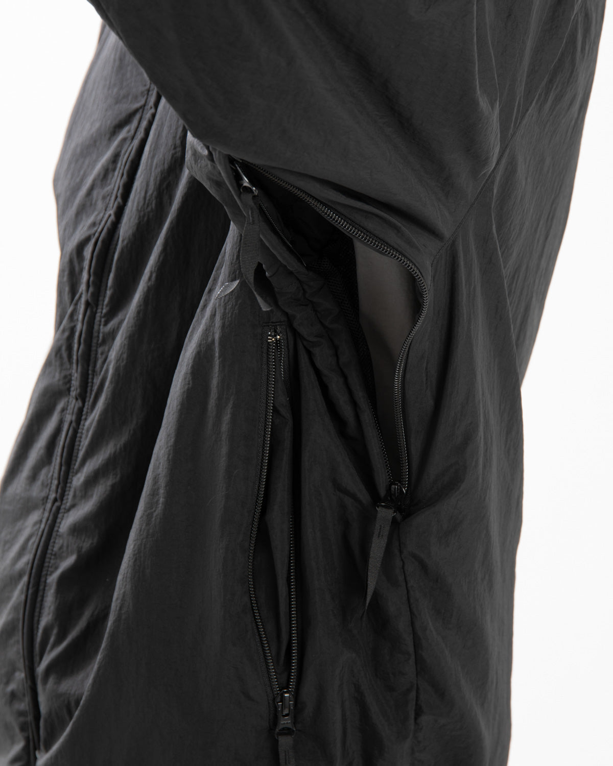 SHRINK NYLON PUFFER JACKET