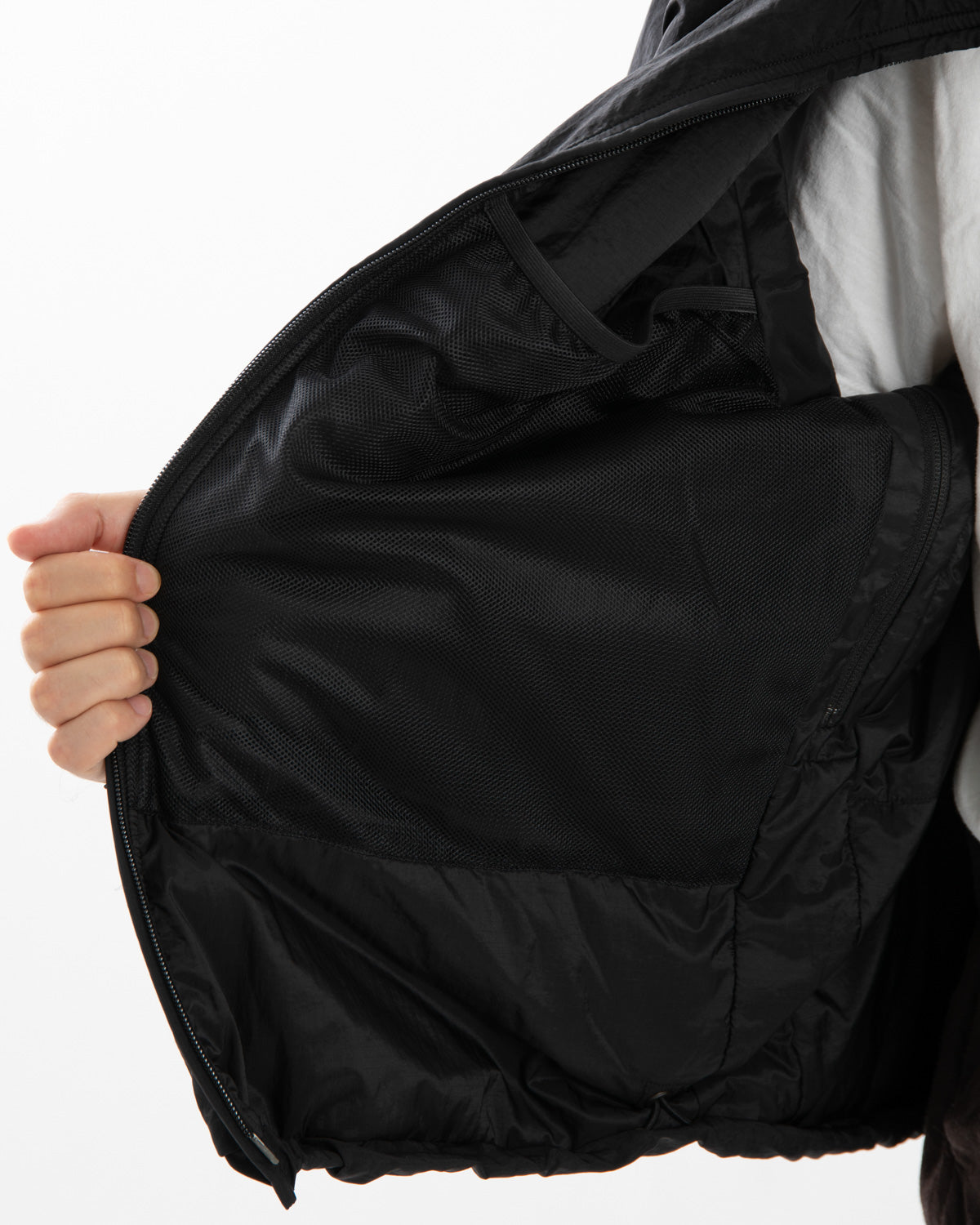SHRINK NYLON PUFFER JACKET