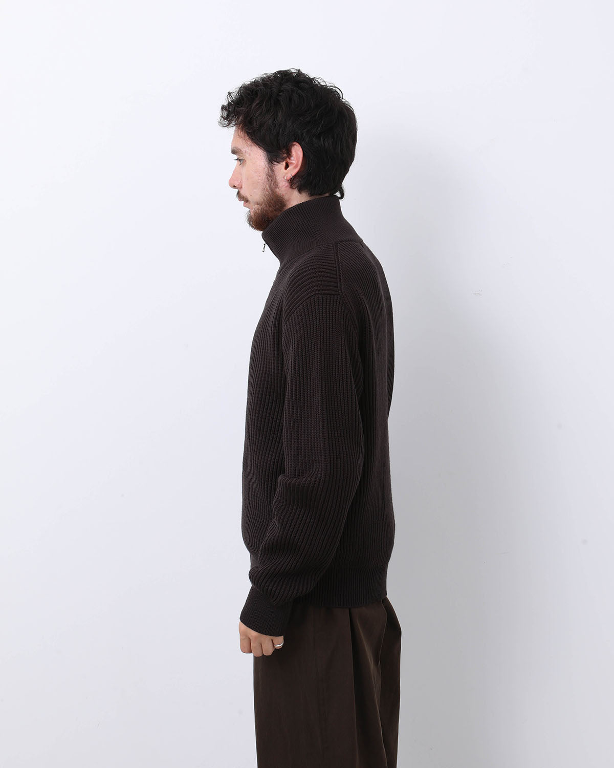 STAND COLLARED DOUBLE RIB KNIT