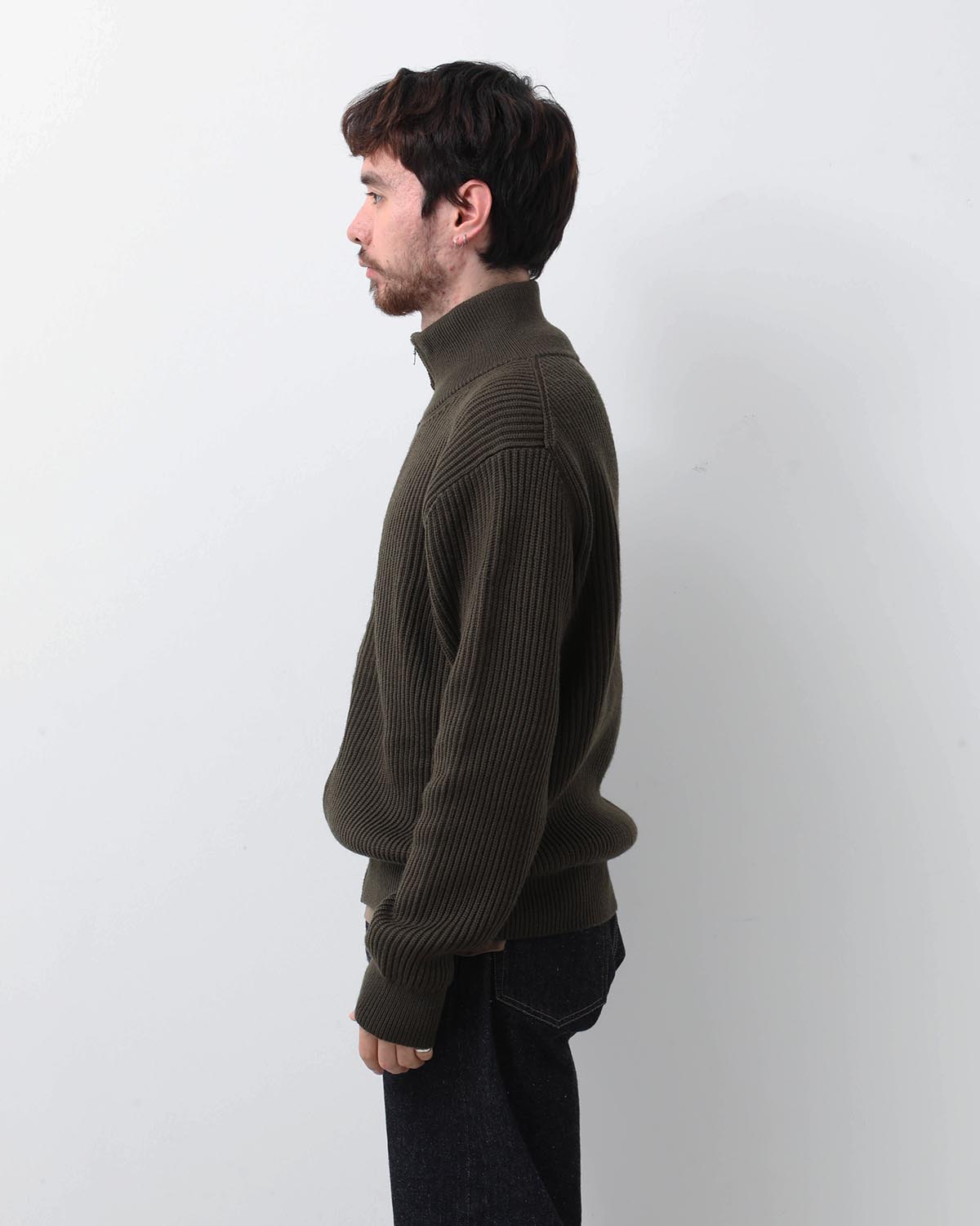 STAND COLLARED DOUBLE RIB KNIT
