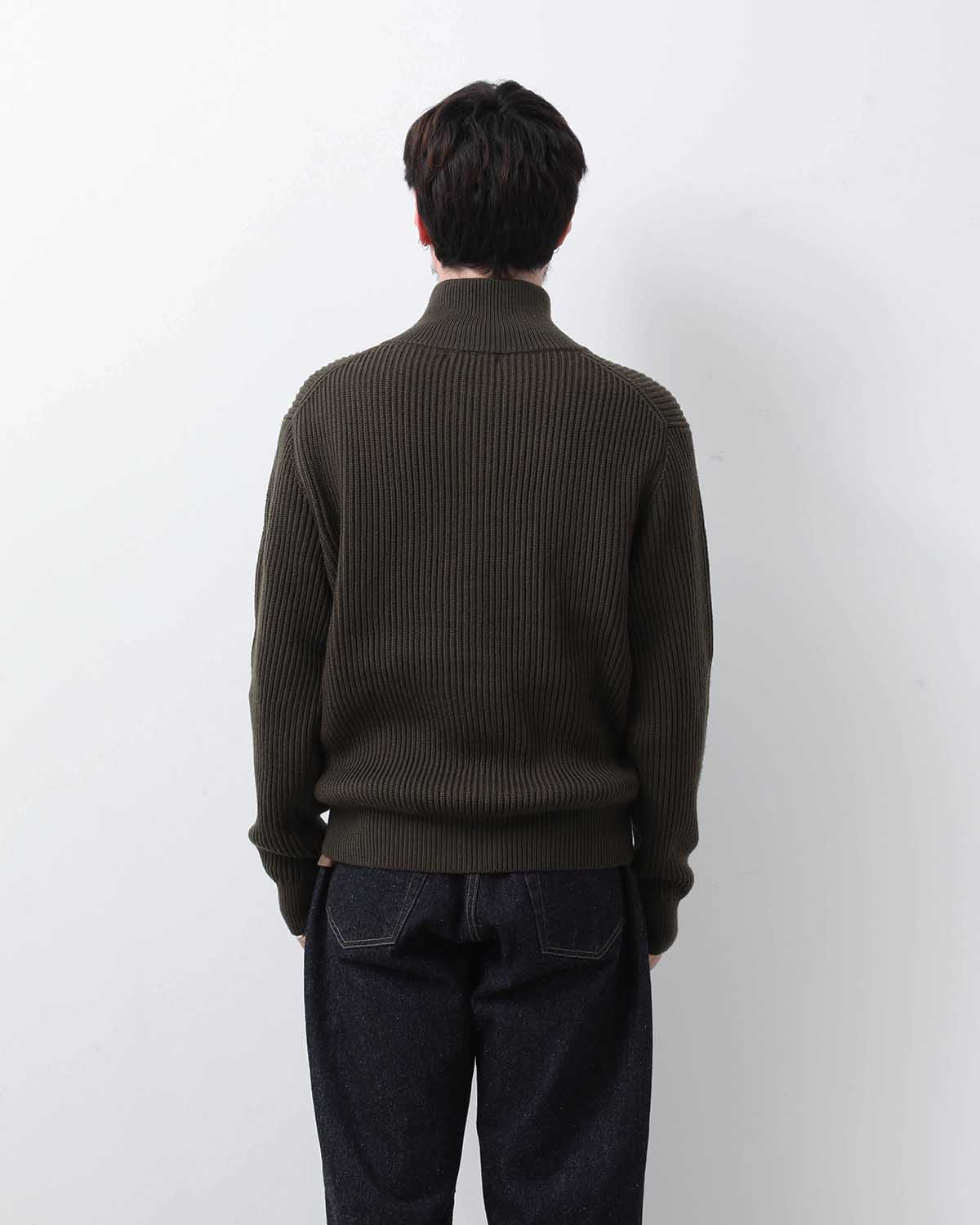 STAND COLLARED DOUBLE RIB KNIT