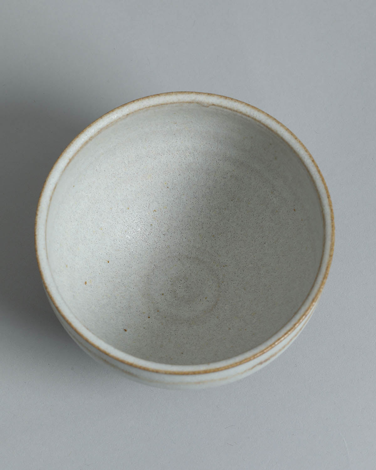 CAFE AU LAIT BOWL - LINE PATTERN WHITE