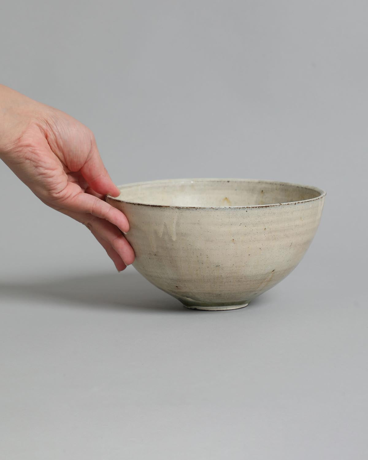 DEEP BOWL - ASH GLAZE