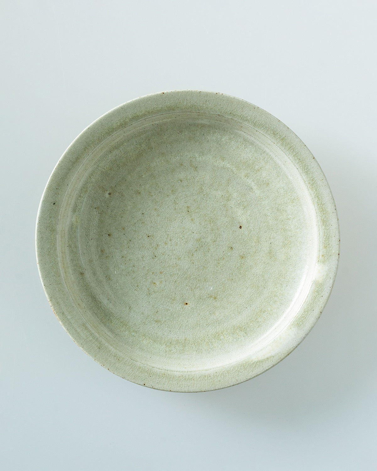 7-SUN RIM PLATE - PALE GREEN GLAZE