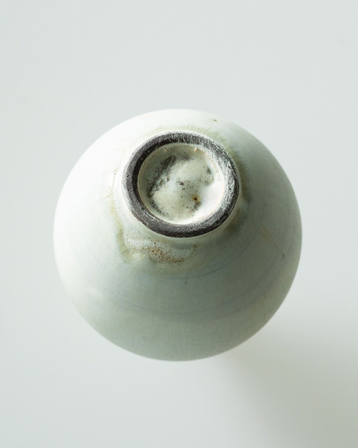 BUD VASE - ASH KOHIKI
