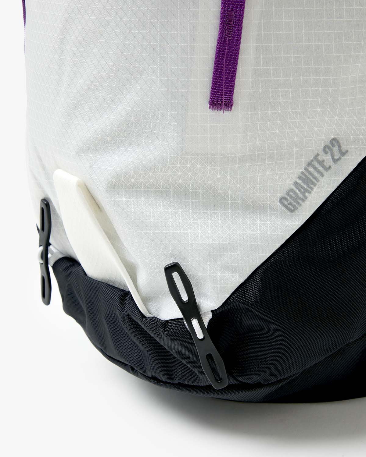 GRANITE 22 BACKPACK