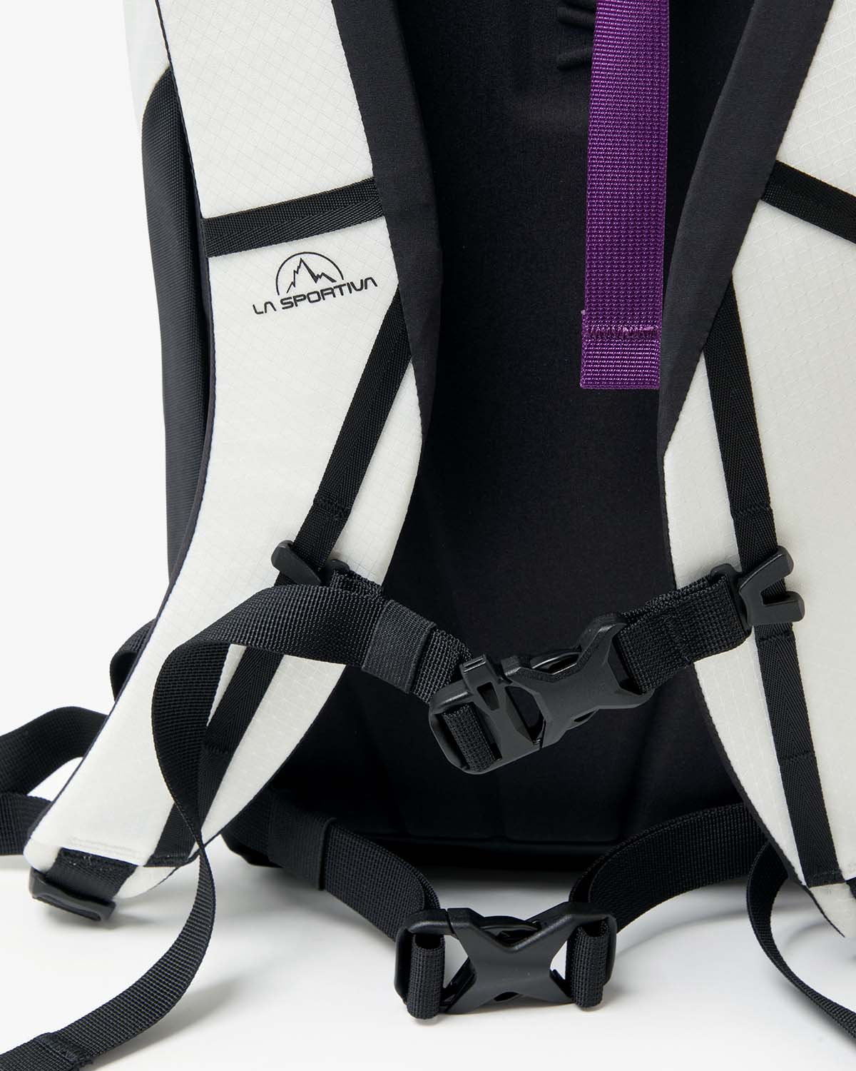 GRANITE 22 BACKPACK
