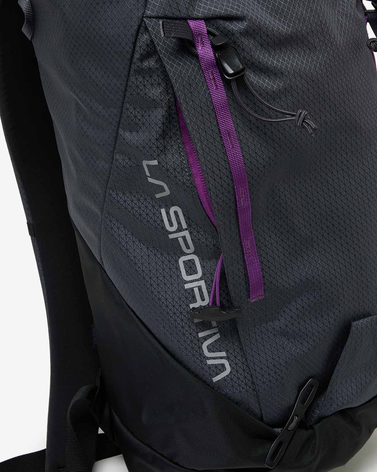 GRANITE 22 BACKPACK