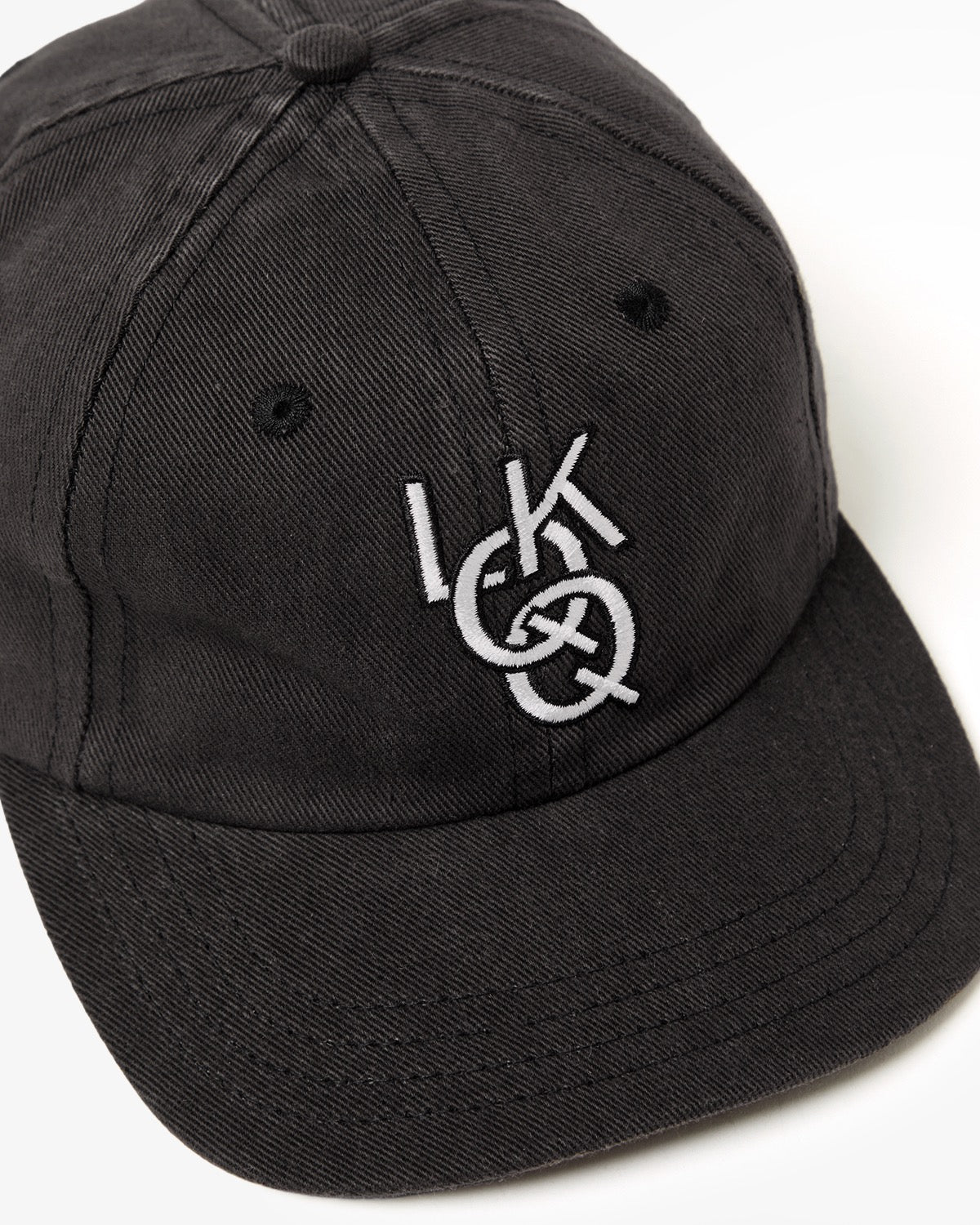 Q RING HAT