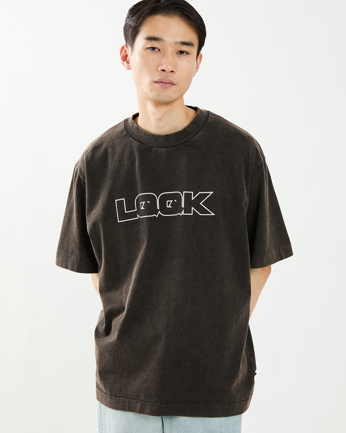 DISCHARGE DECONSTRUCTION TEE