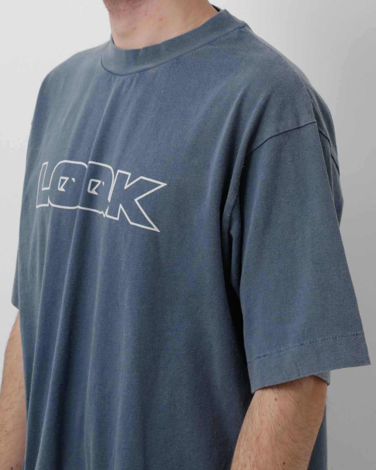 DISCHARGE DECONSTRUCTION TEE