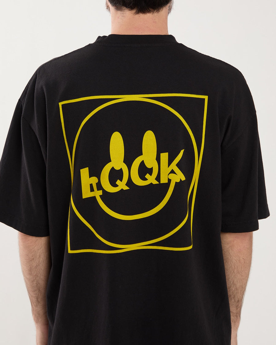 LQQK SMILEY LOGO POCKET TEE – COVERCHORD