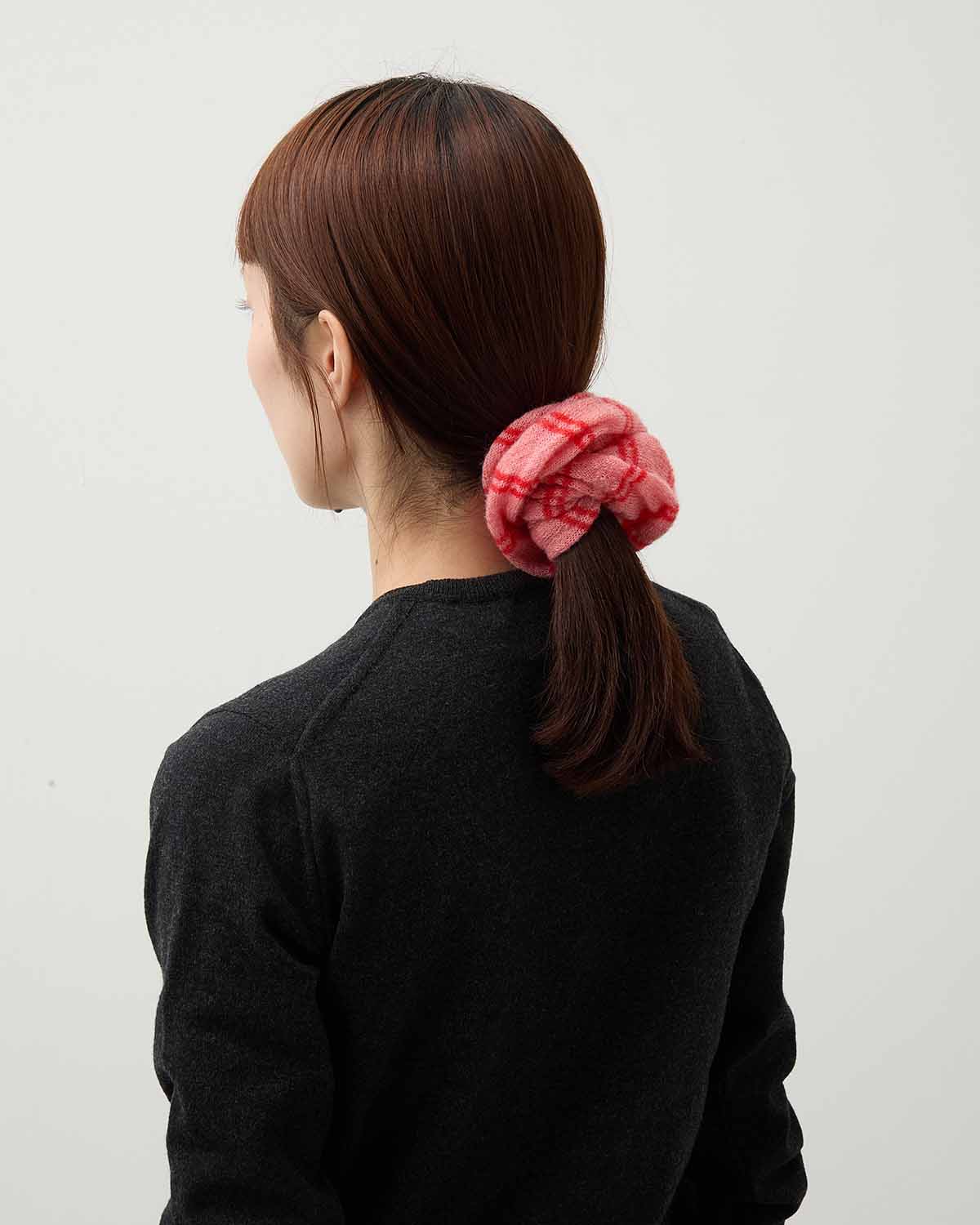 MOHAIR SCRUNCHIE