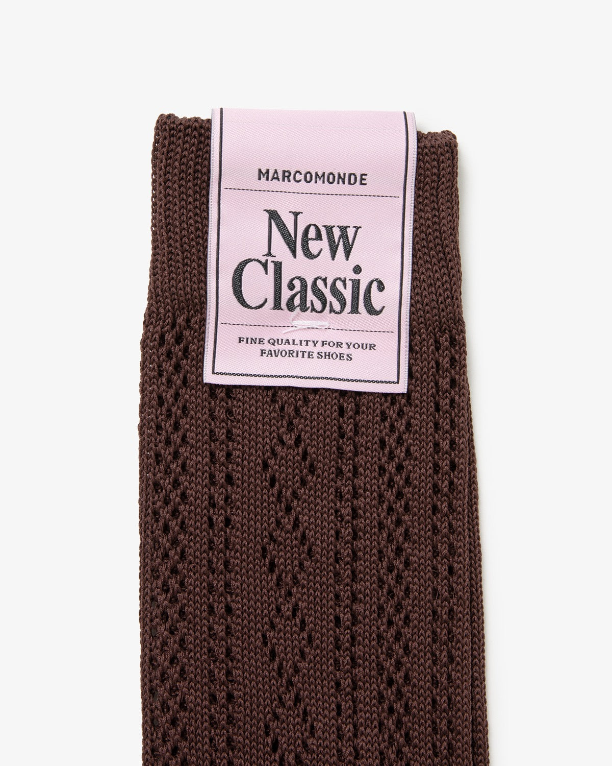 EYELET HIGH SOCKS 38