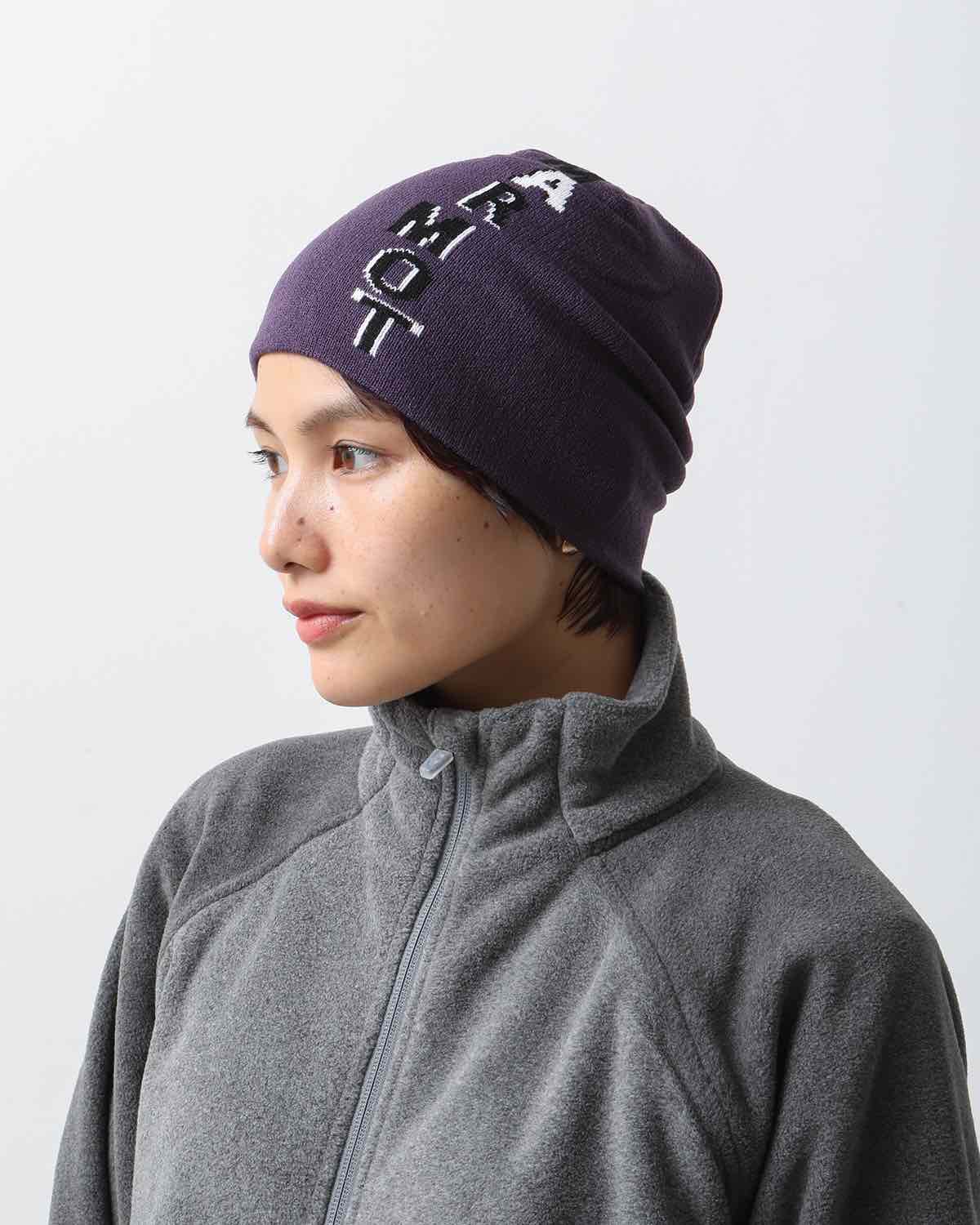 KNIT BEANIE