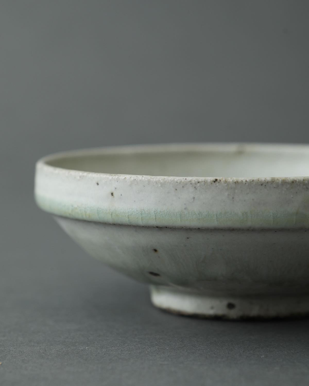 THICK RIM SMALL BOWL ASH GLAZE