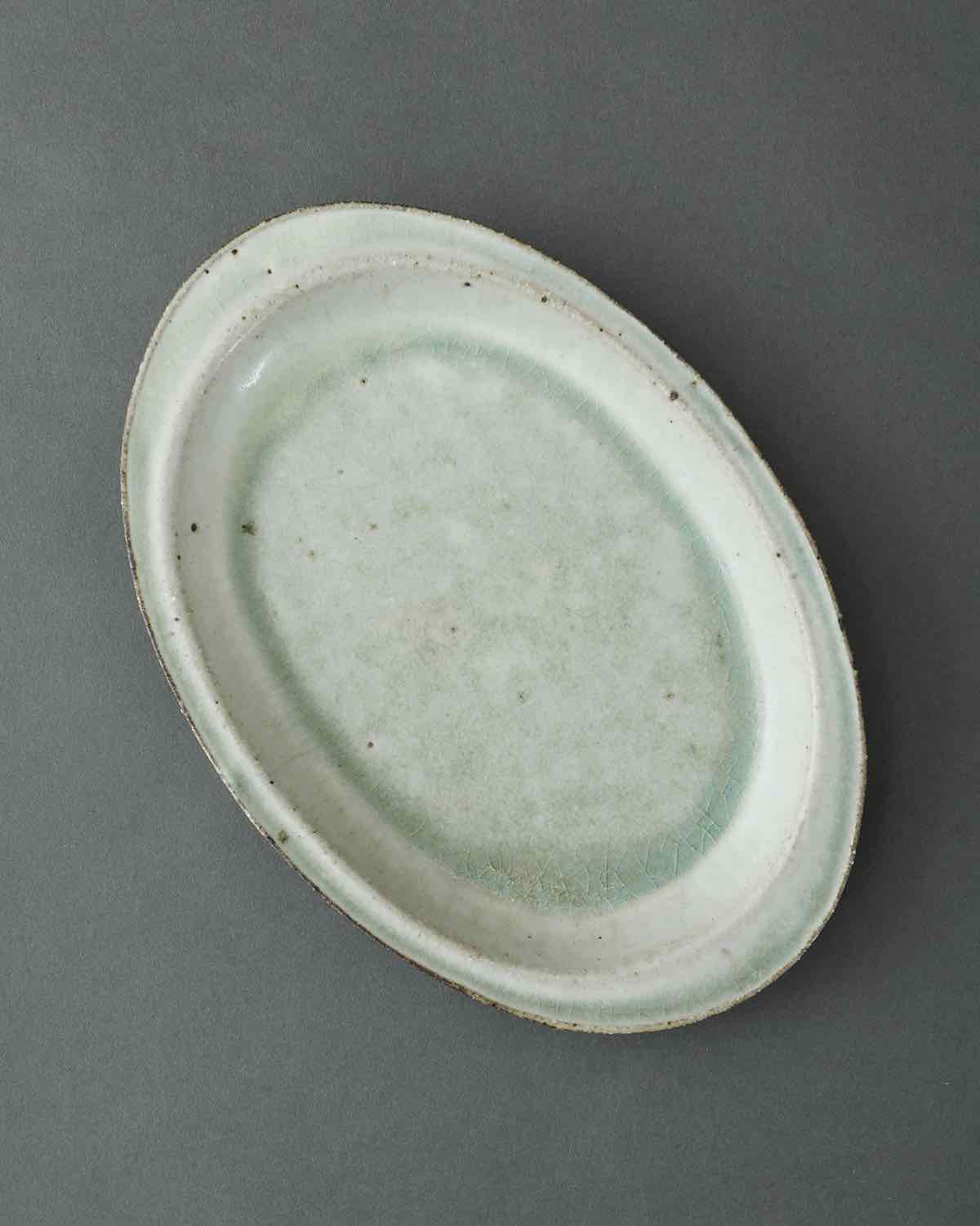 SEED PLATE (MEDIUM) ASH GLAZE