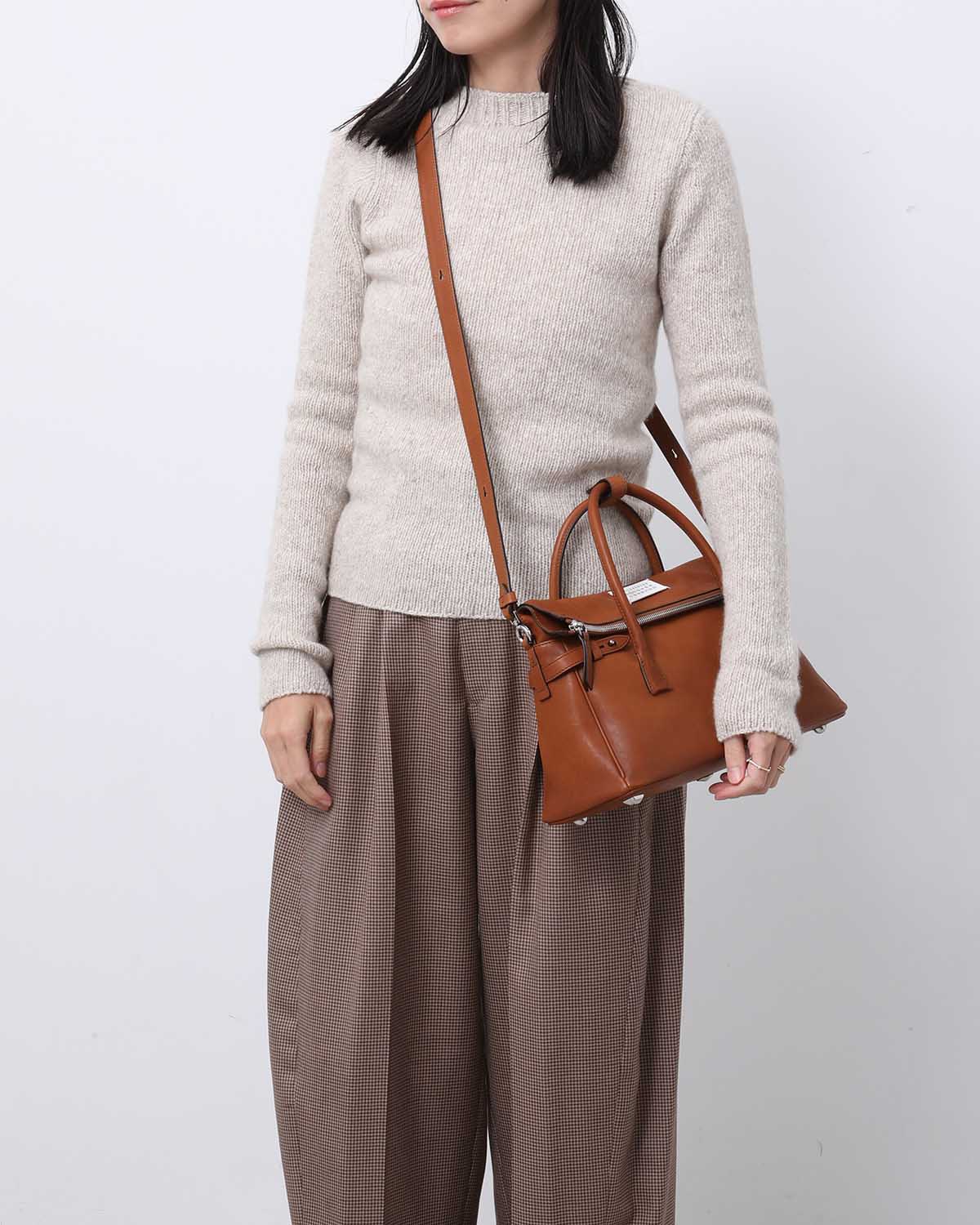 5AC WASHED LEATHER EAST WEST MEDIUM