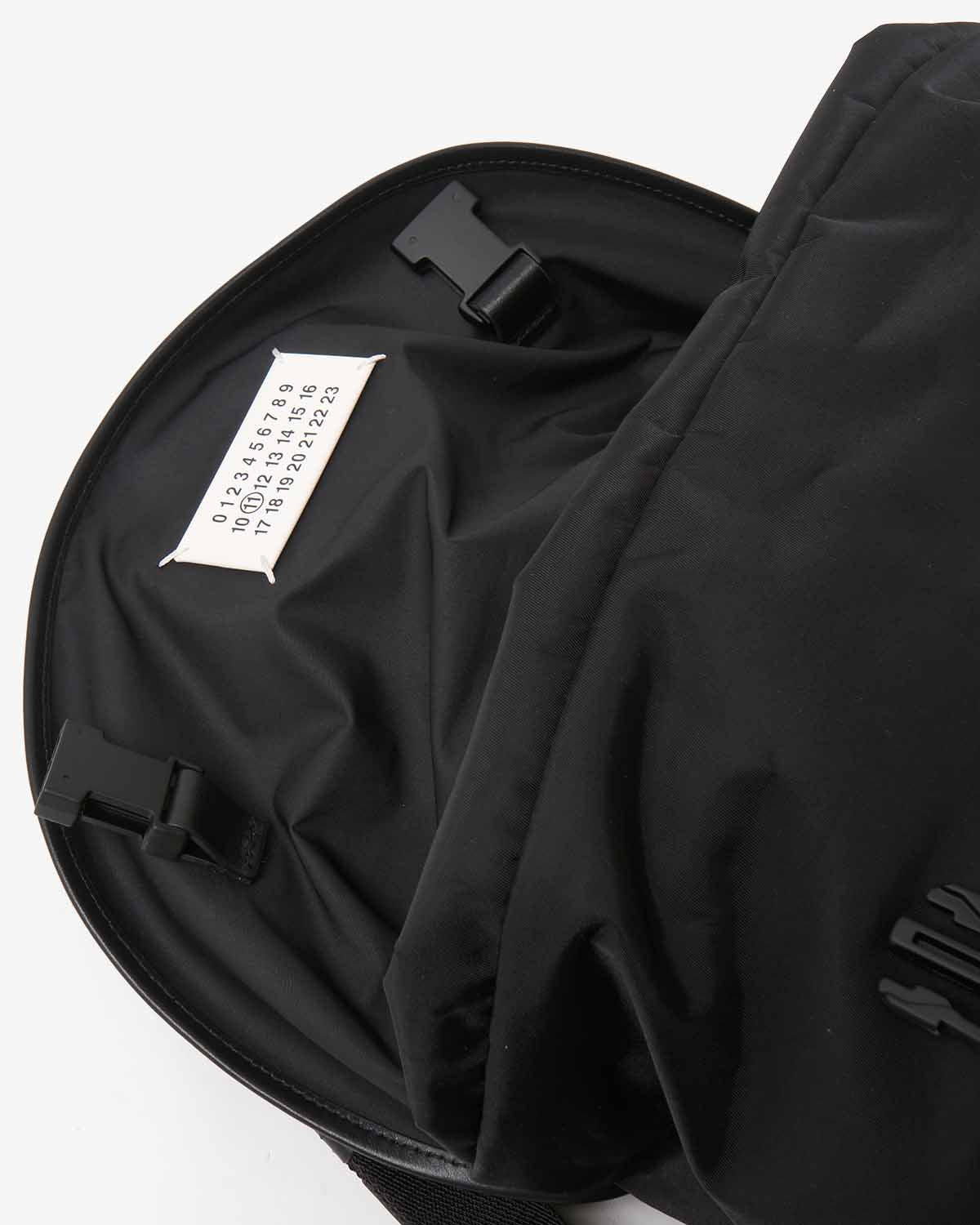 HIGH TECH MEDIUM BACKPACK