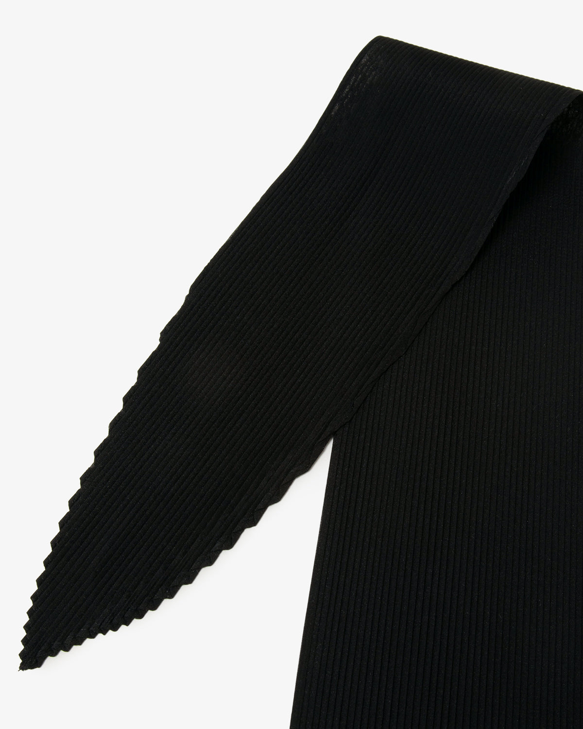 SHEER PLEATED SCARF