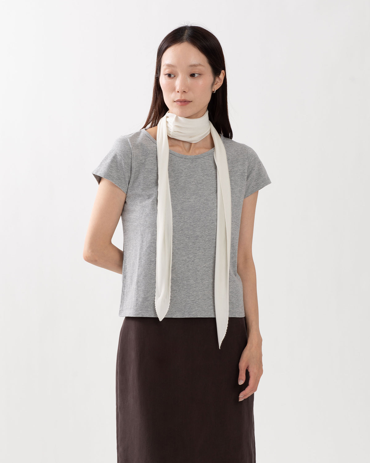 SHEER PLEATED SCARF