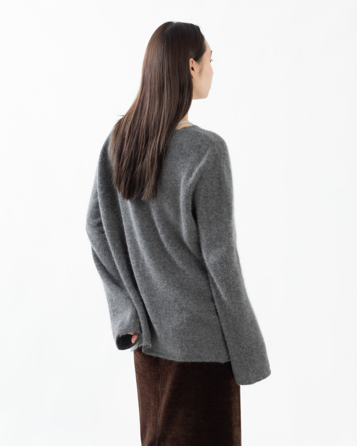 FOX DEEP V-NECK KNIT