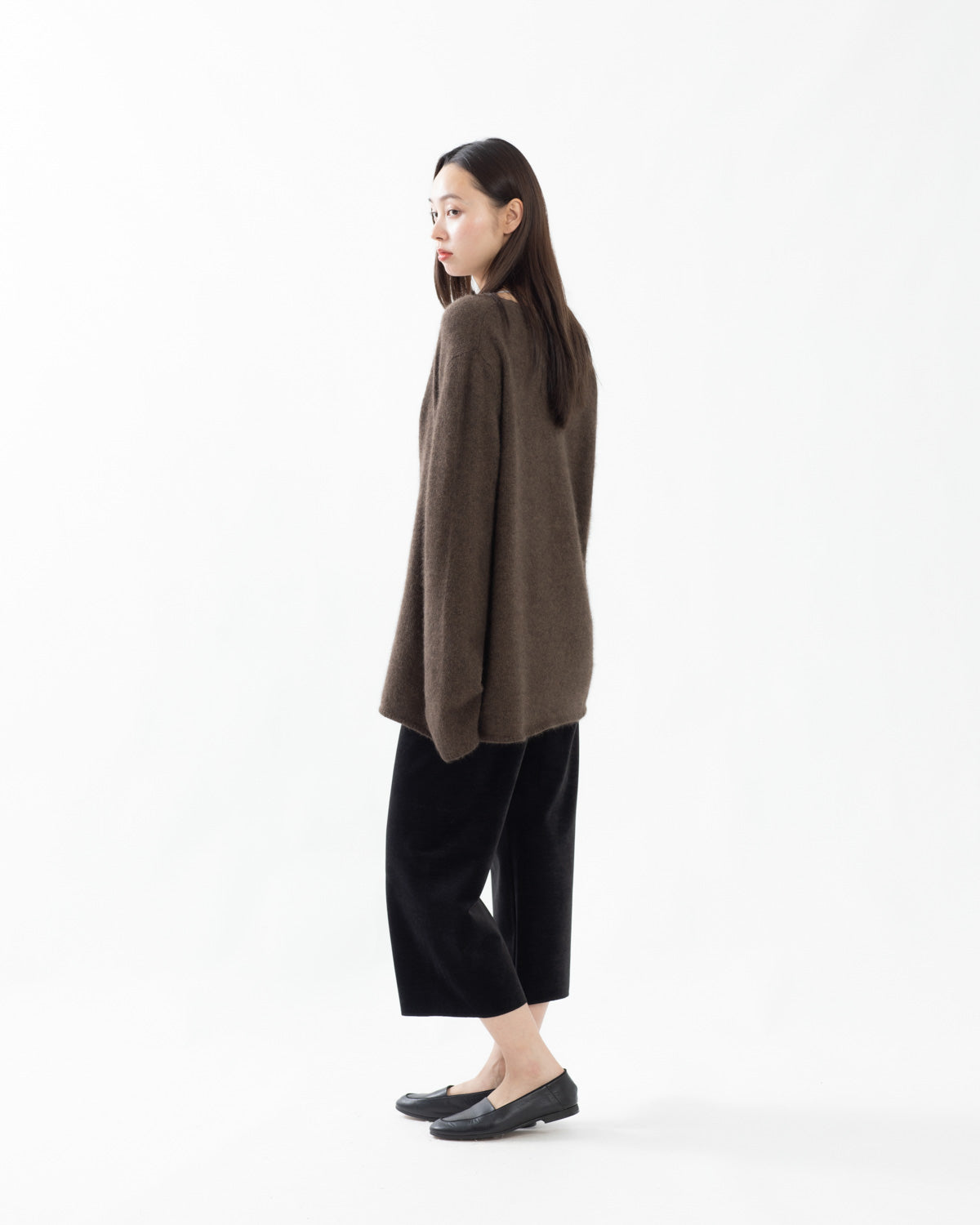 BRUSHED VELVET CROPPED JERSEY PANTS
