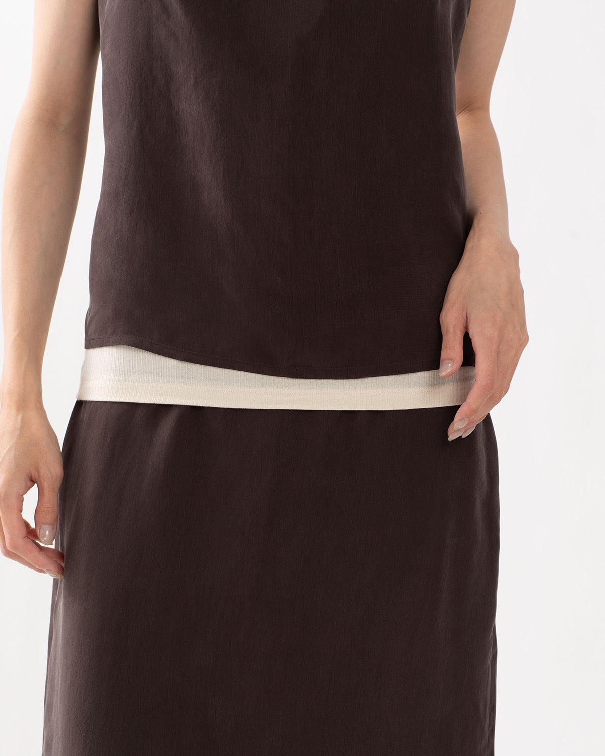 OPEN BACK APRON CAMI