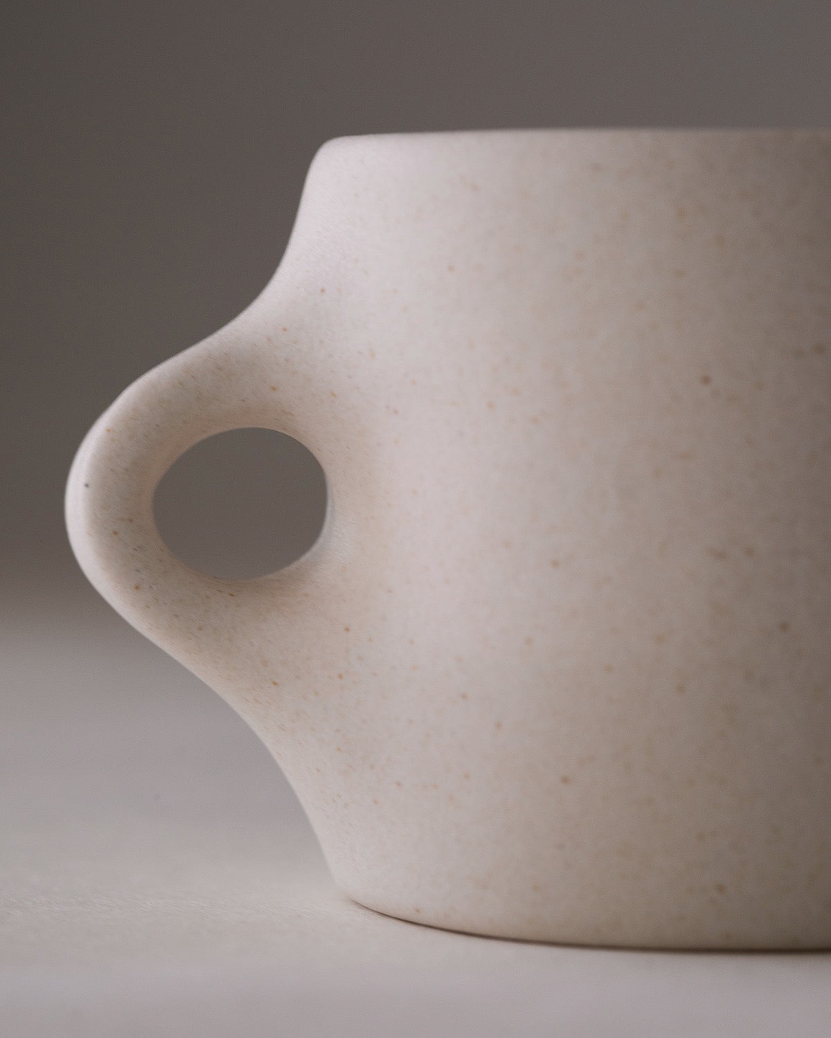 MUG CUP M - CREAM WHITE