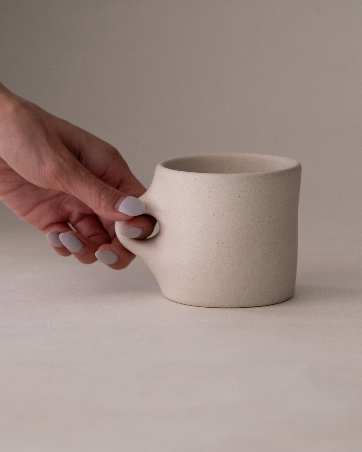 MUG CUP M - CREAM WHITE