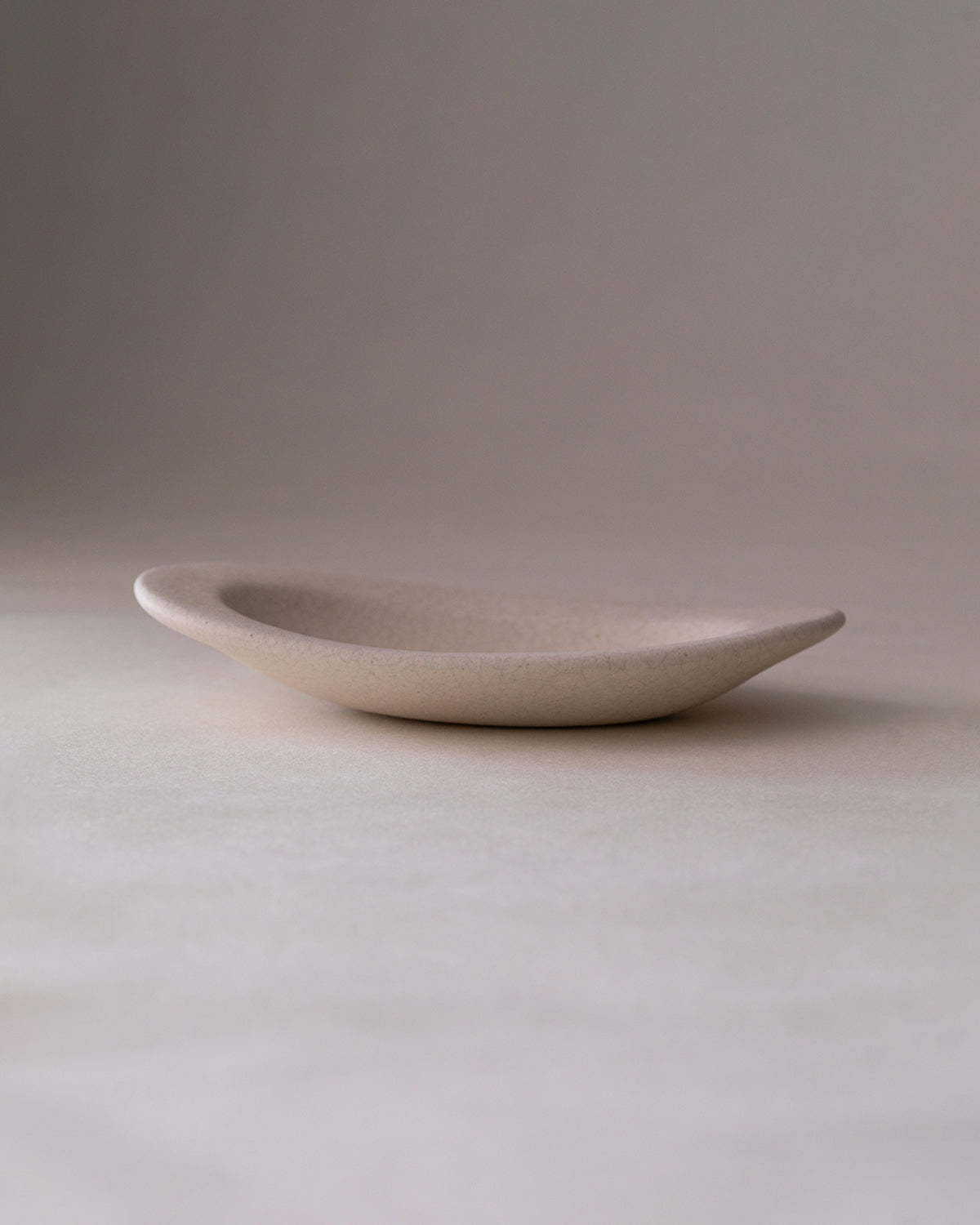 OVAL PLATE M - 貫入