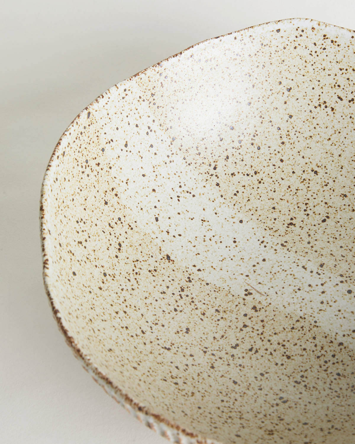 CARVED SALAD BOWL