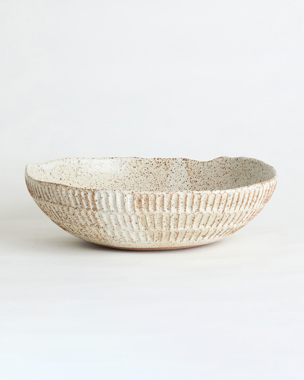 CARVED SALAD BOWL