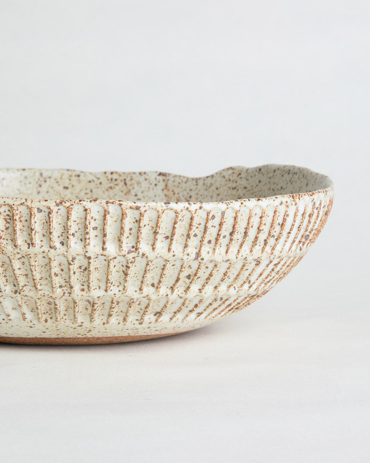 CARVED SALAD BOWL
