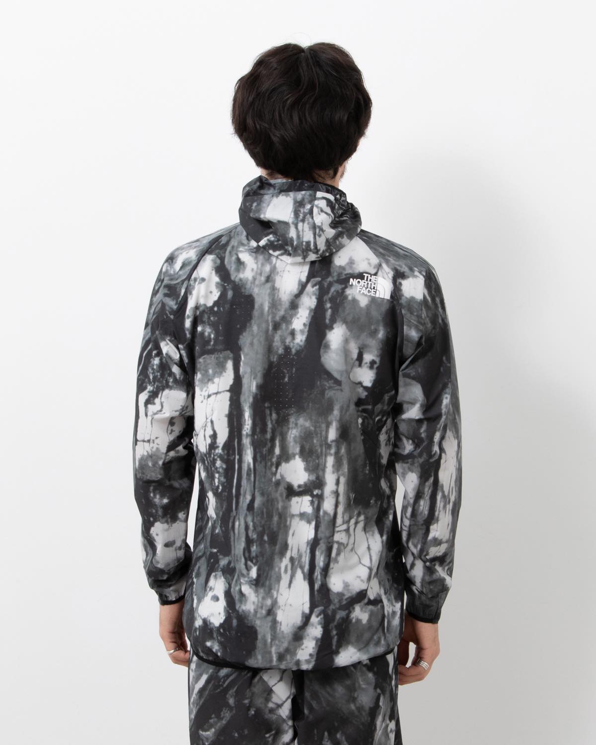 INFINITY TRAIL HOODIE