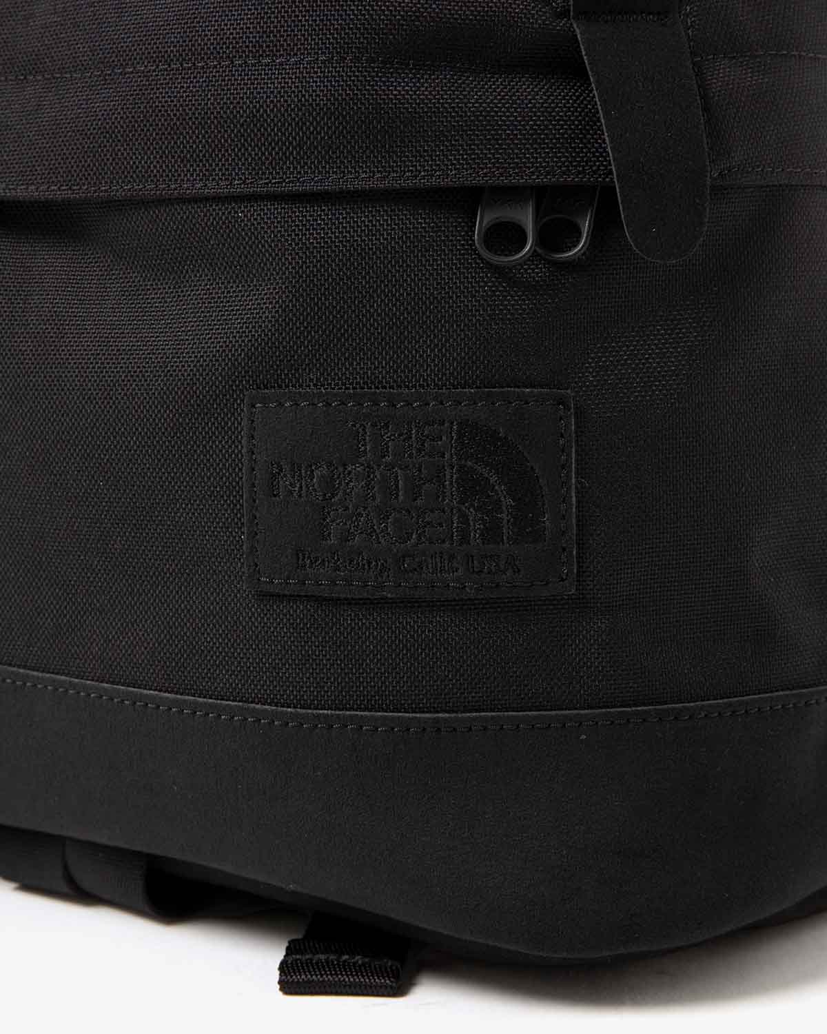 CORDURA NYLON MEDIUM DAY PACK