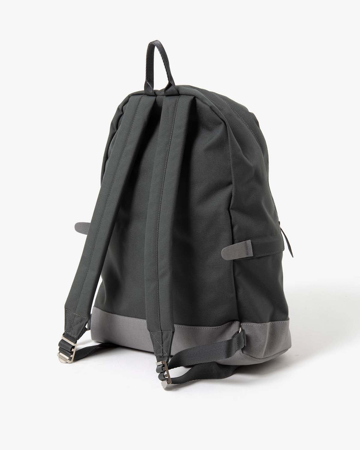 CORDURA NYLON MEDIUM DAY PACK