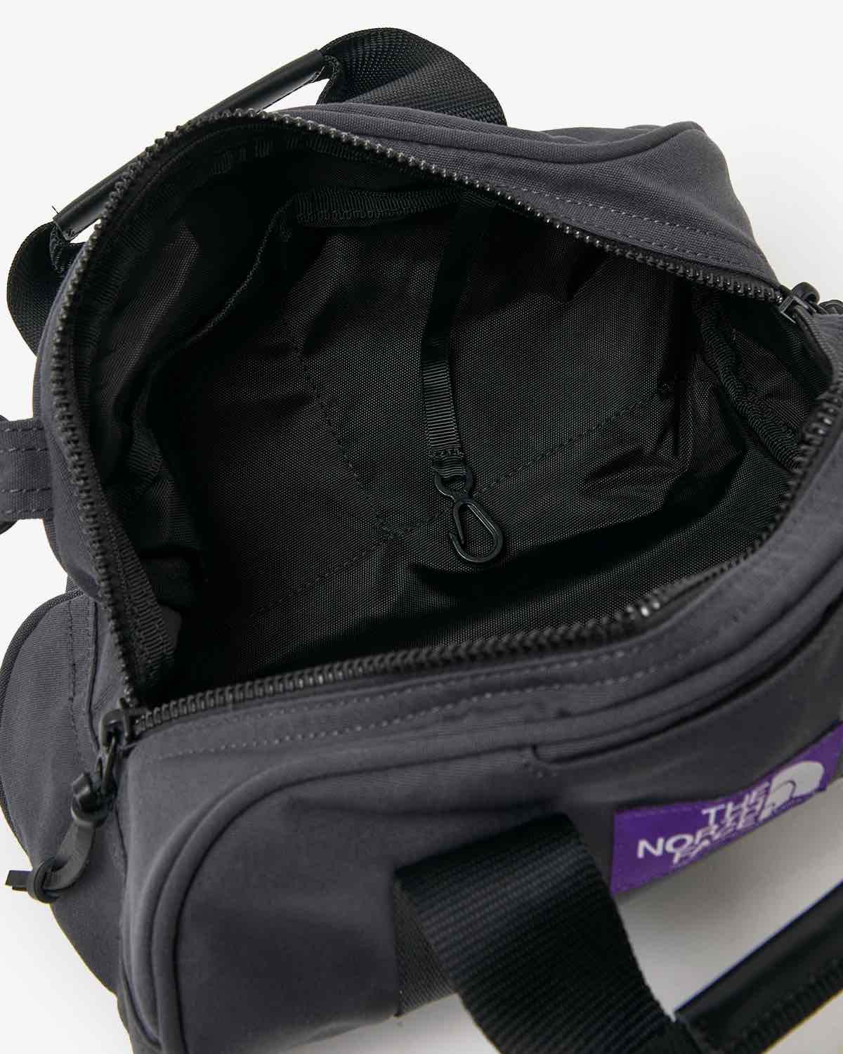 FIELD DEMI DUFFLE BAG