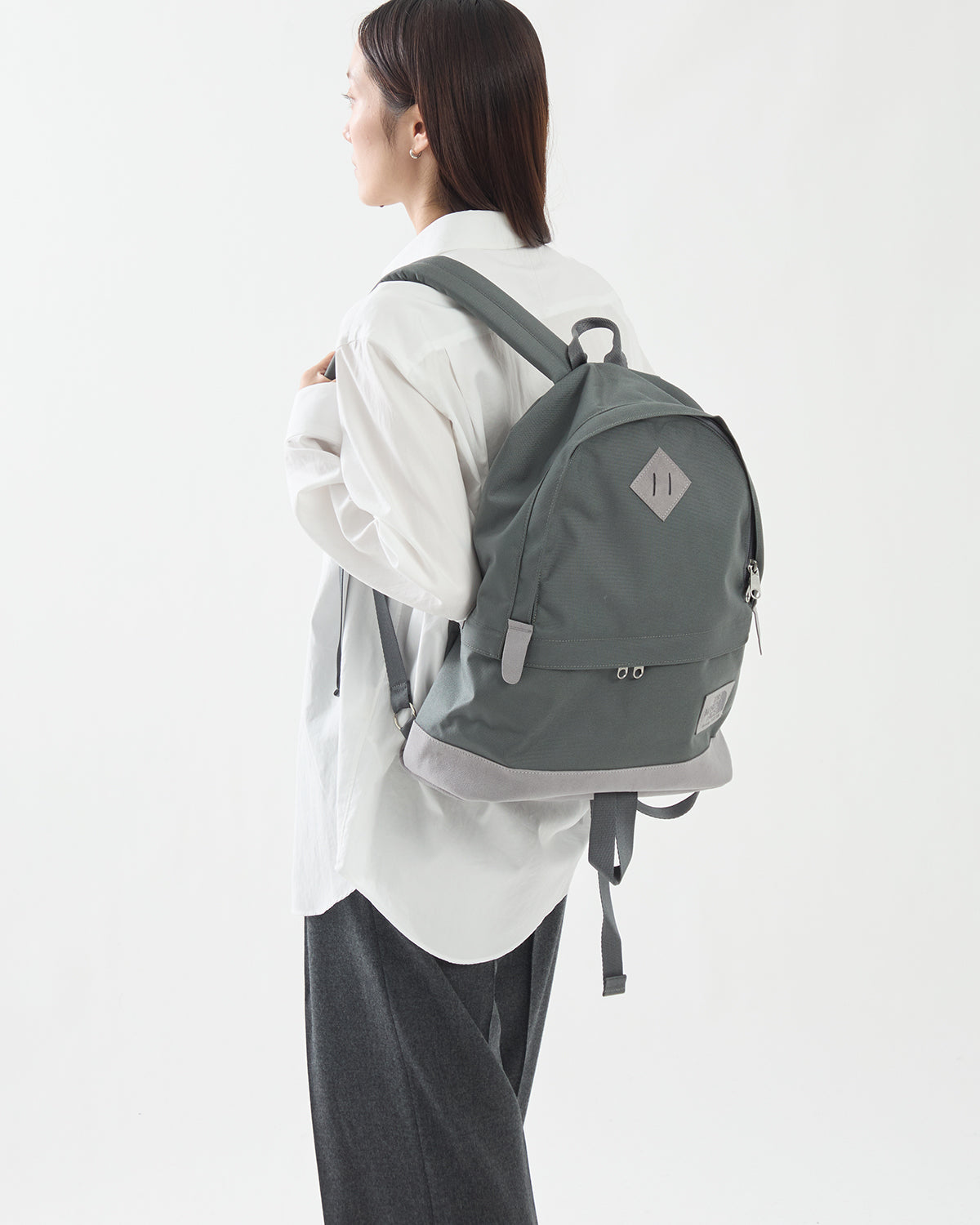 CORDURA NYLON MEDIUM DAY PACK
