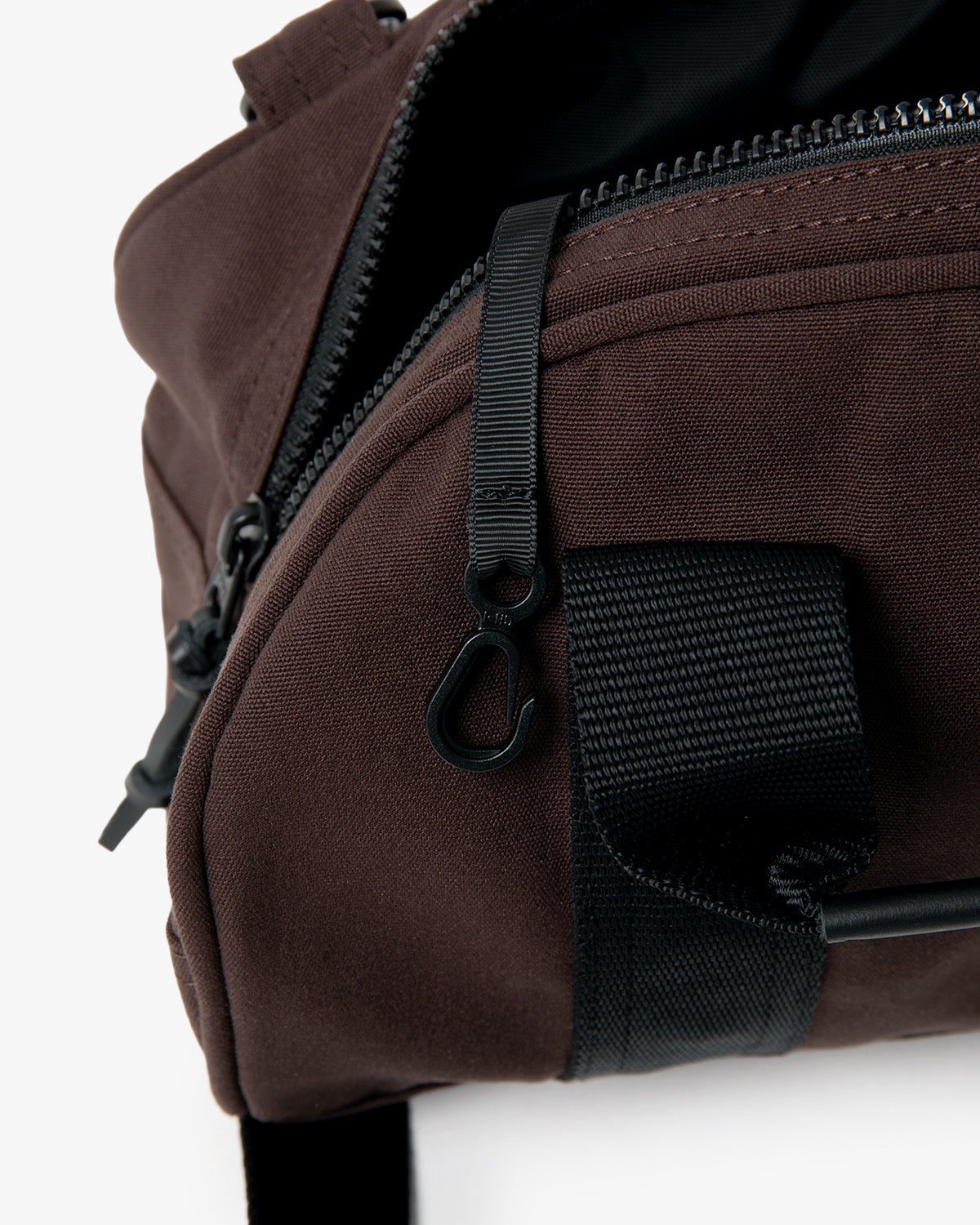 FIELD DEMI DUFFLE BAG