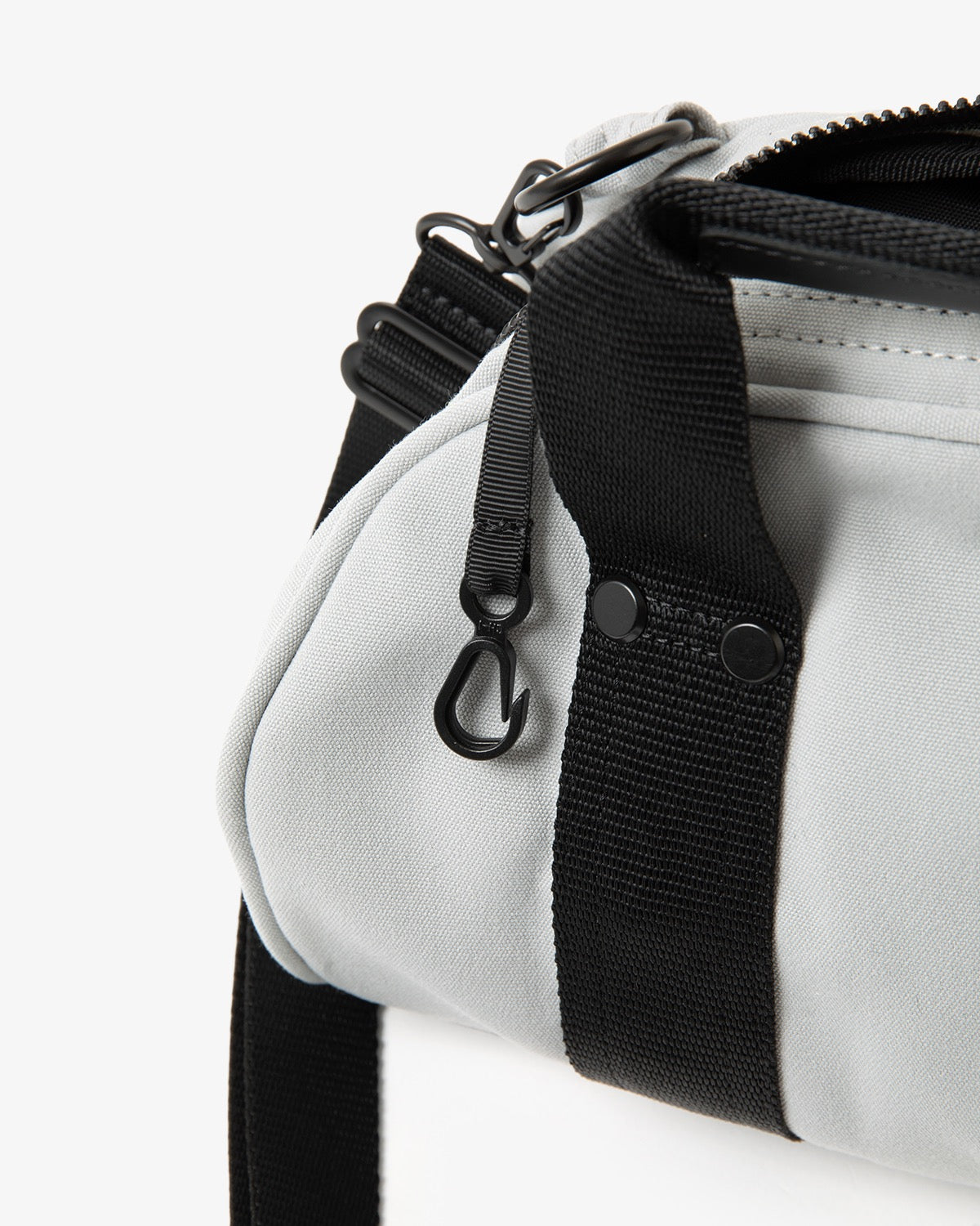 FIELD DEMI DUFFLE BAG