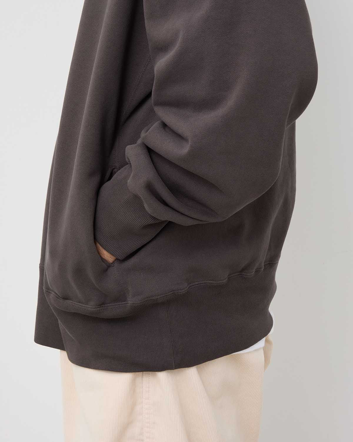 11OZ CREWNECK SWEATSHIRT