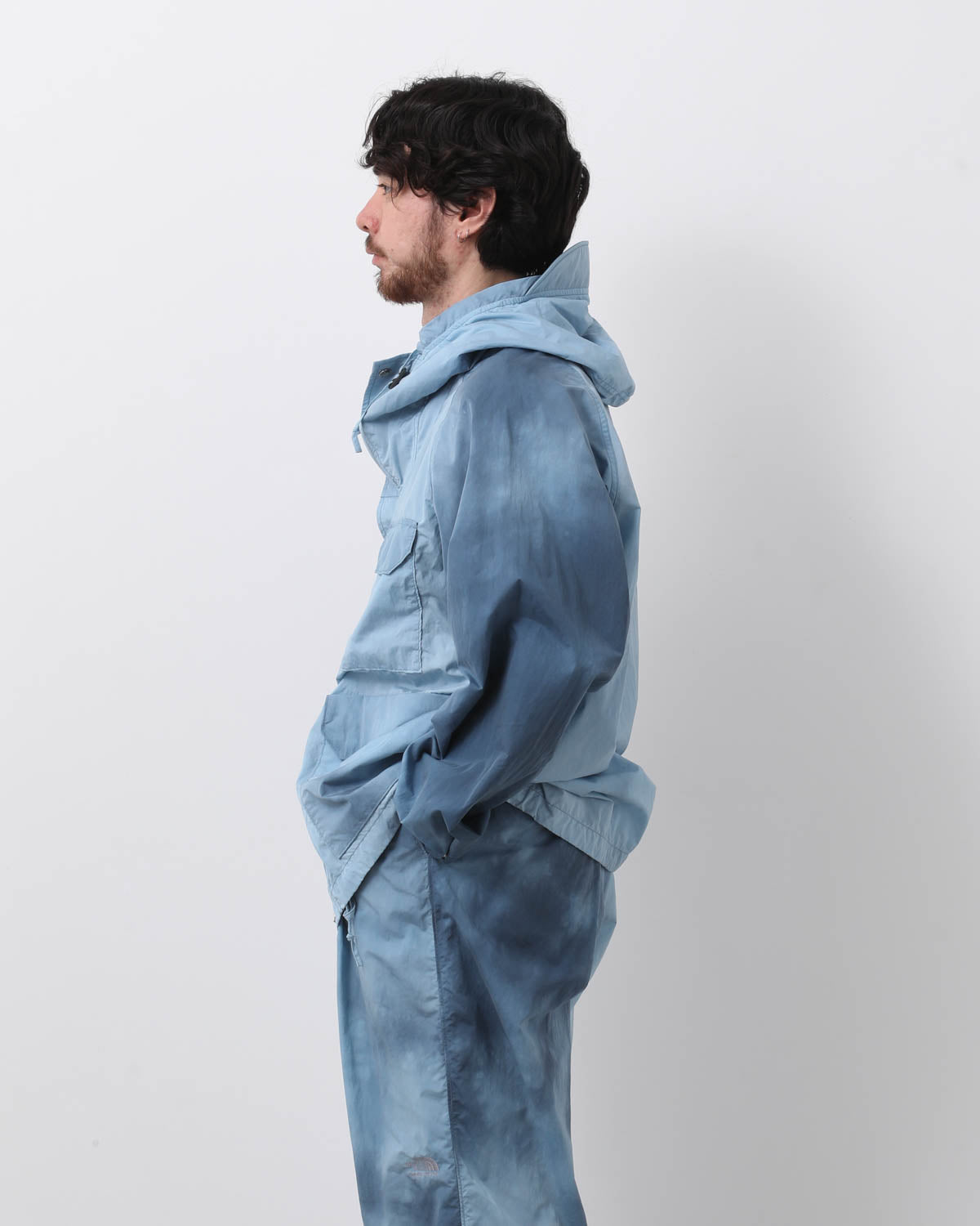 UNEVEN DYED FIELD MOUNTAIN PARKA